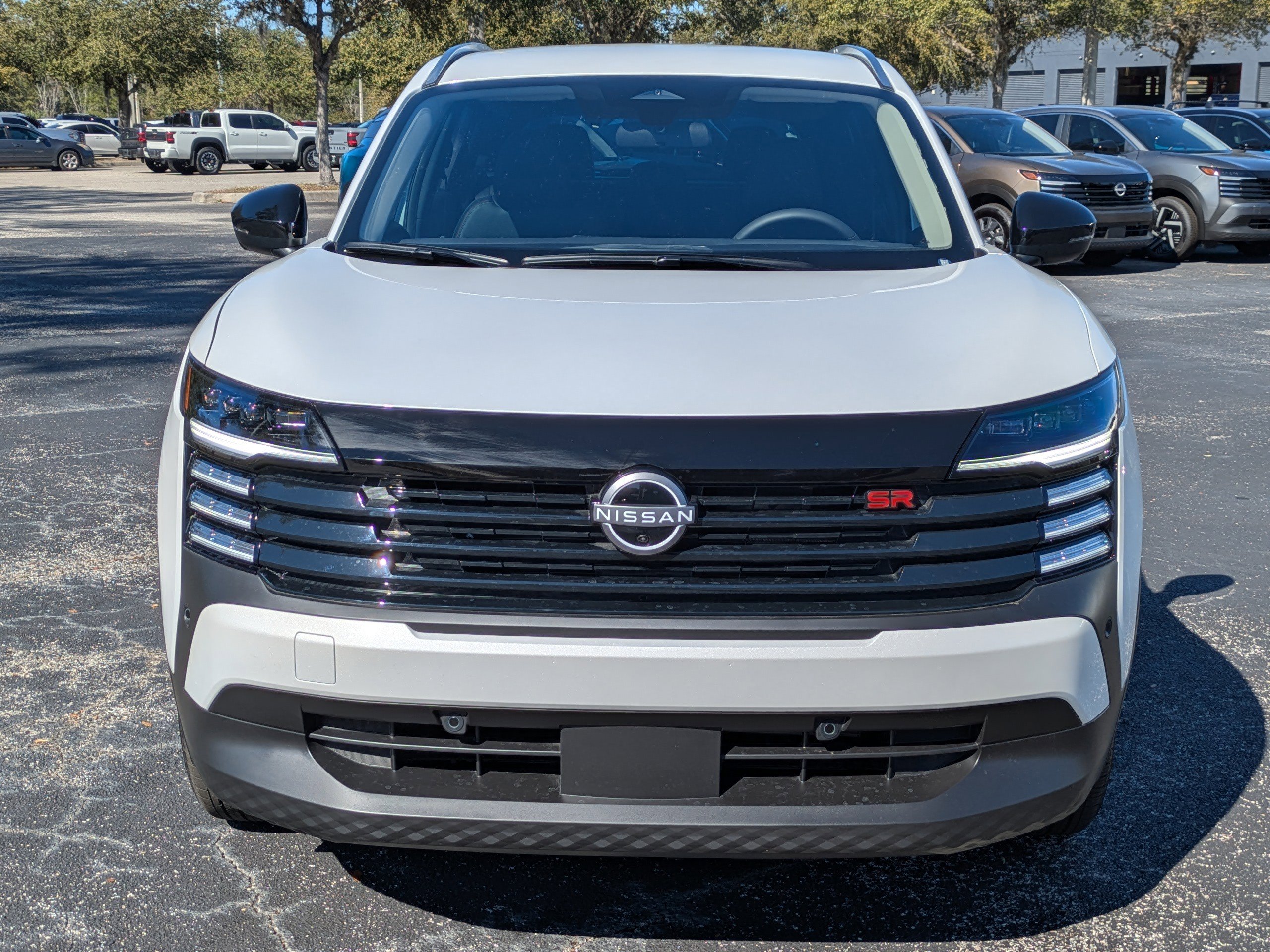 New 2026 Nissan Kicks SR FWD image 9