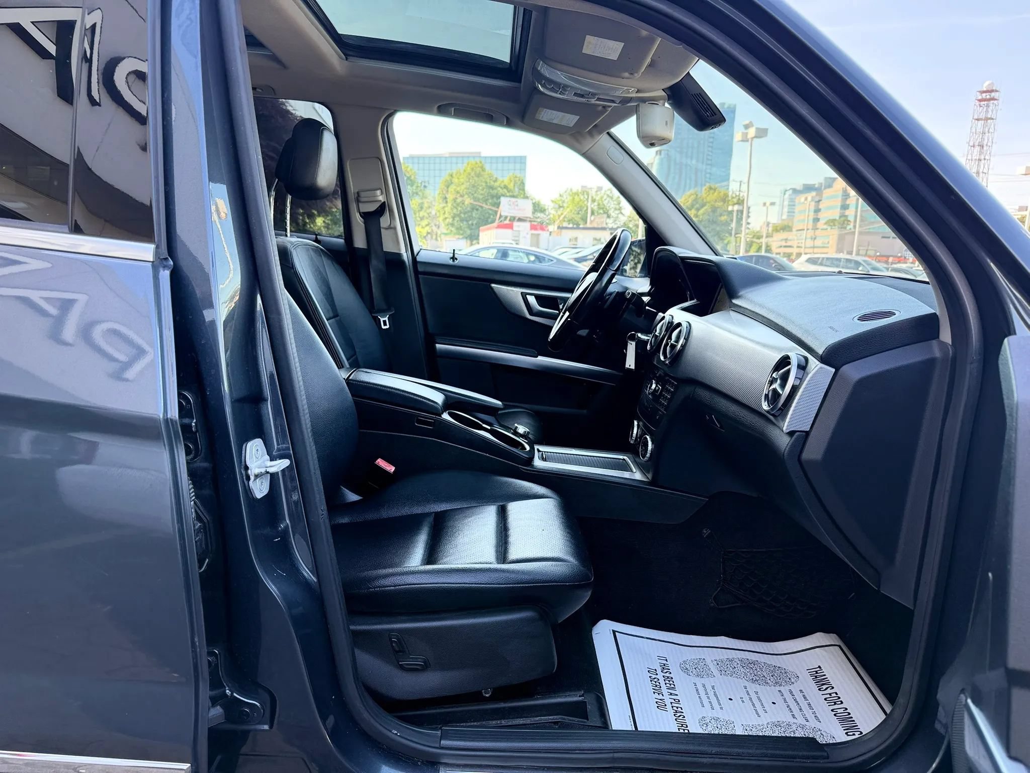 Used 2014 Mercedes-Benz GLK 350 4MATIC image 35