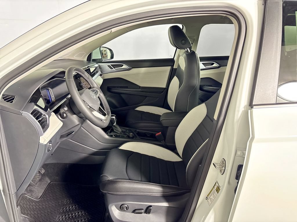 New 2026 Volkswagen Taos SEL AWD/4WD image 11