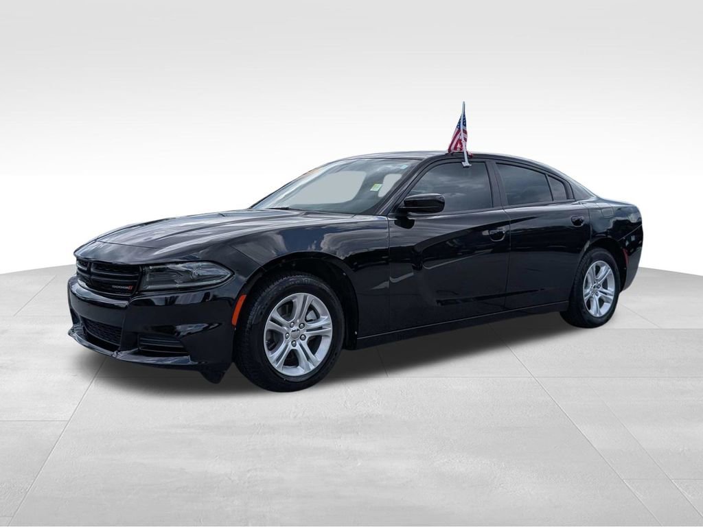 Used 2022 Dodge Charger SXT w/ Leather Interior Group RWD image 7