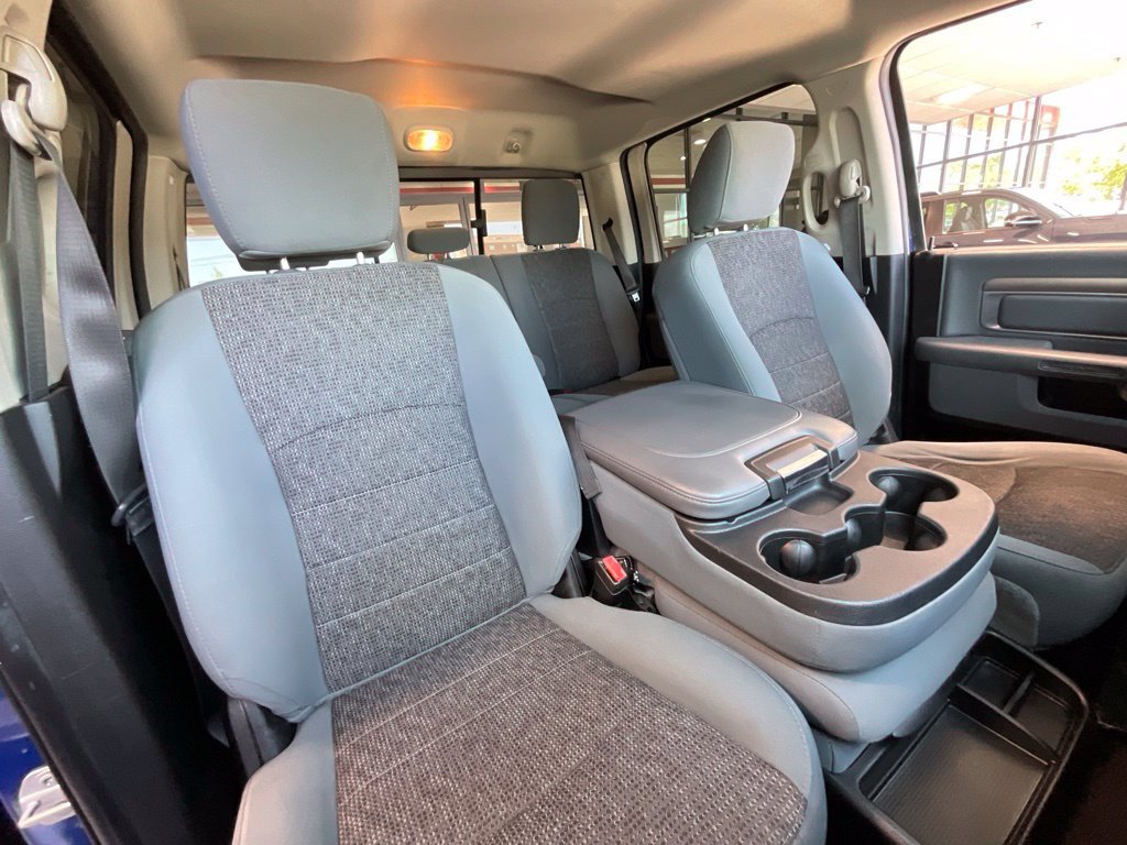 Used 2019 RAM 1500 Classic SLT w/ Luxury Group AWD/4WD image 19