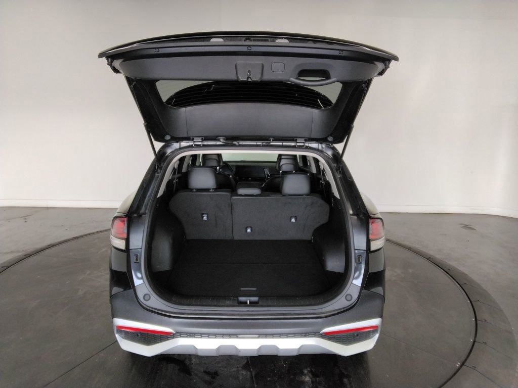 Used 2025 Kia Sportage EX image 9