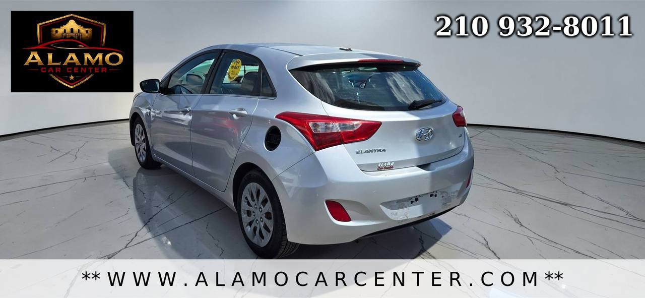 Used 2016 Hyundai Elantra GT FWD image 3
