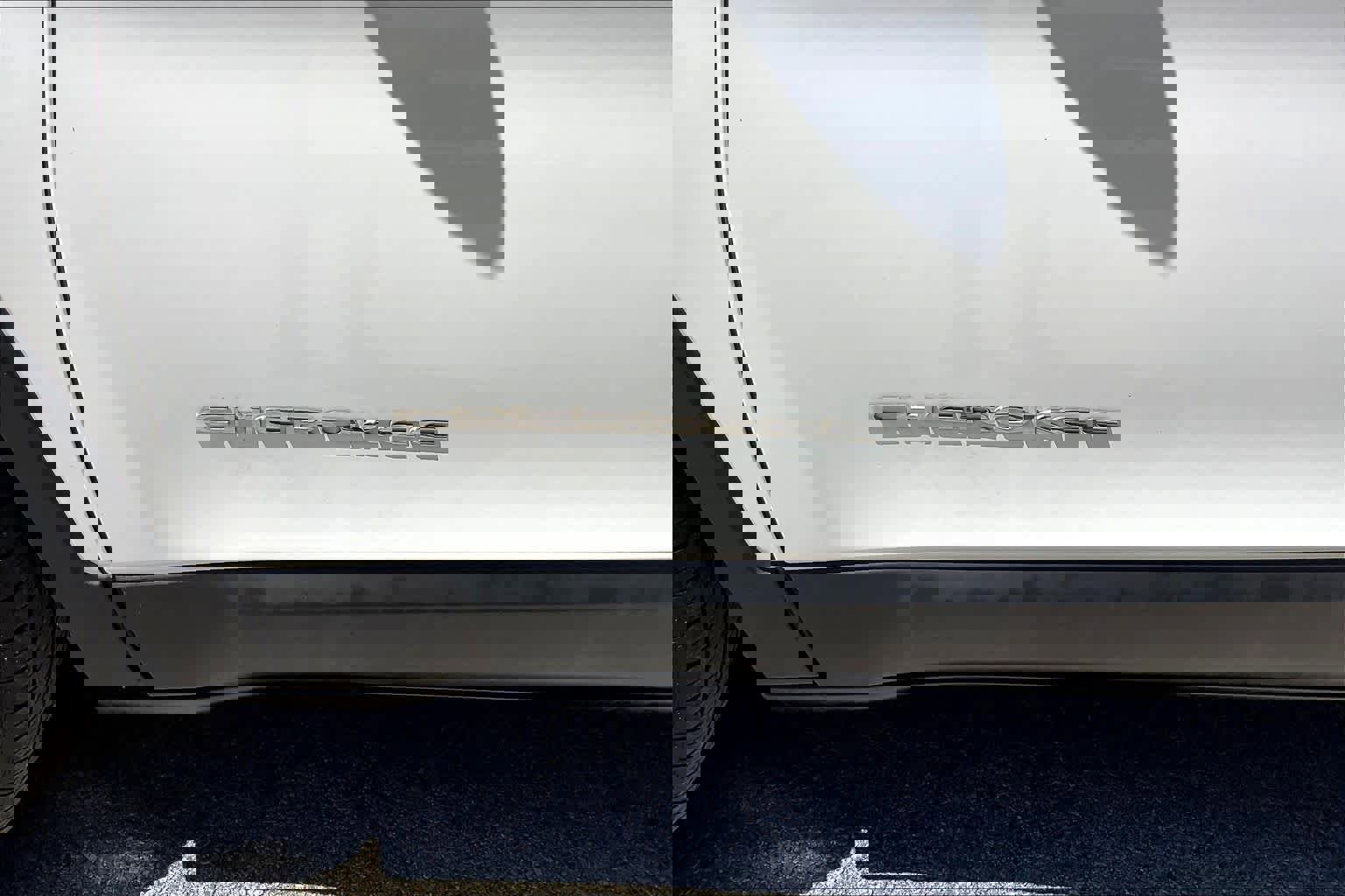 Used 2017 Jeep Cherokee Sport image 32