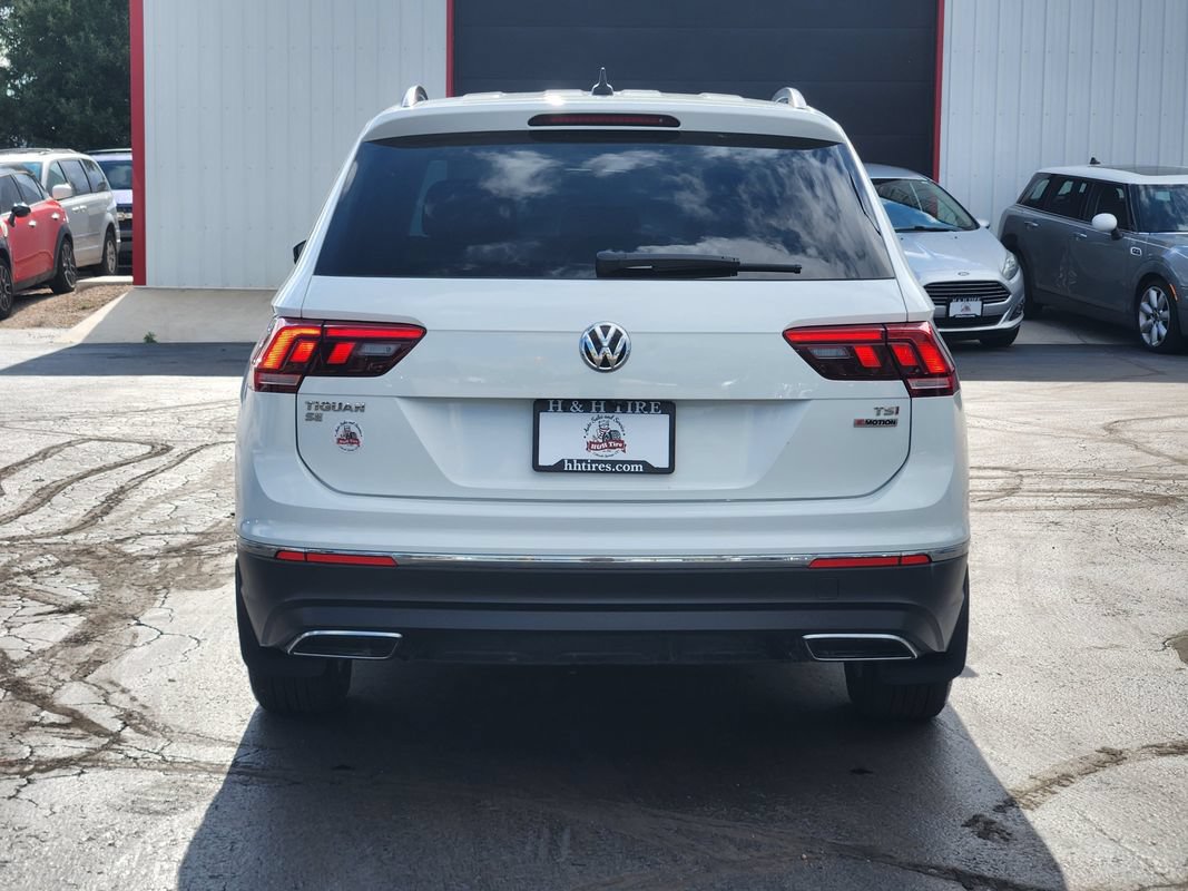 Used 2018 Volkswagen Tiguan SE AWD/4WD image 10