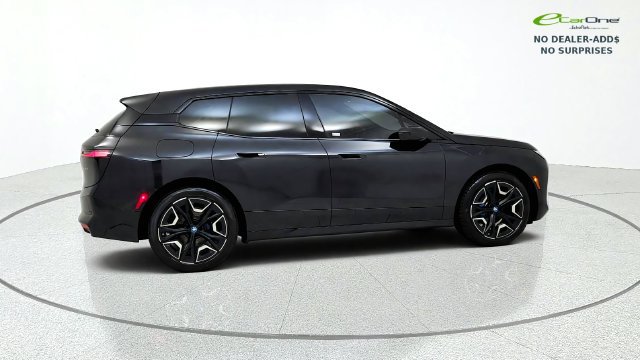 Used 2024 BMW iX xDrive50 w/ Sport Package AWD/4WD image 9