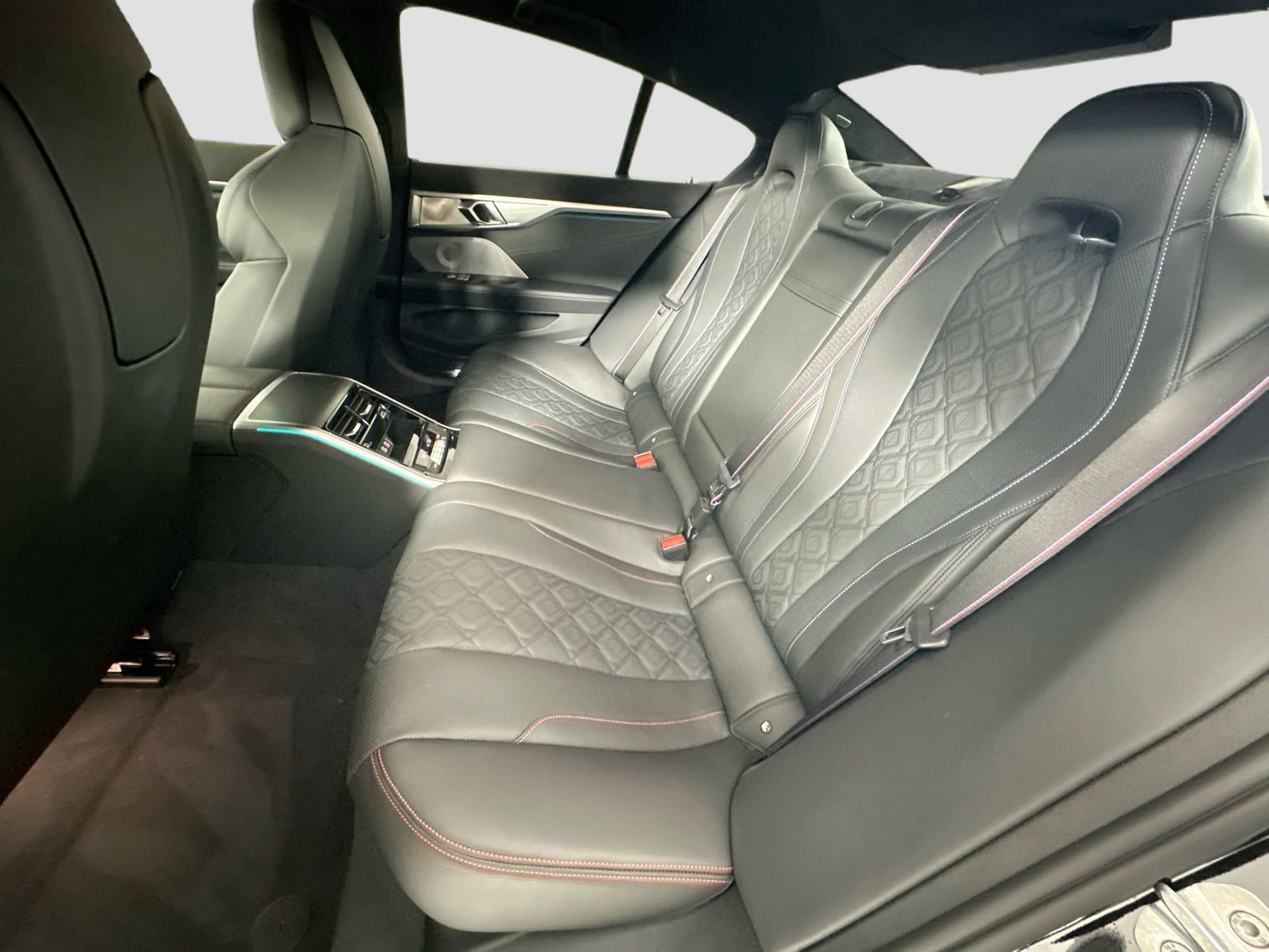 New 2026 BMW M850i xDrive image 25