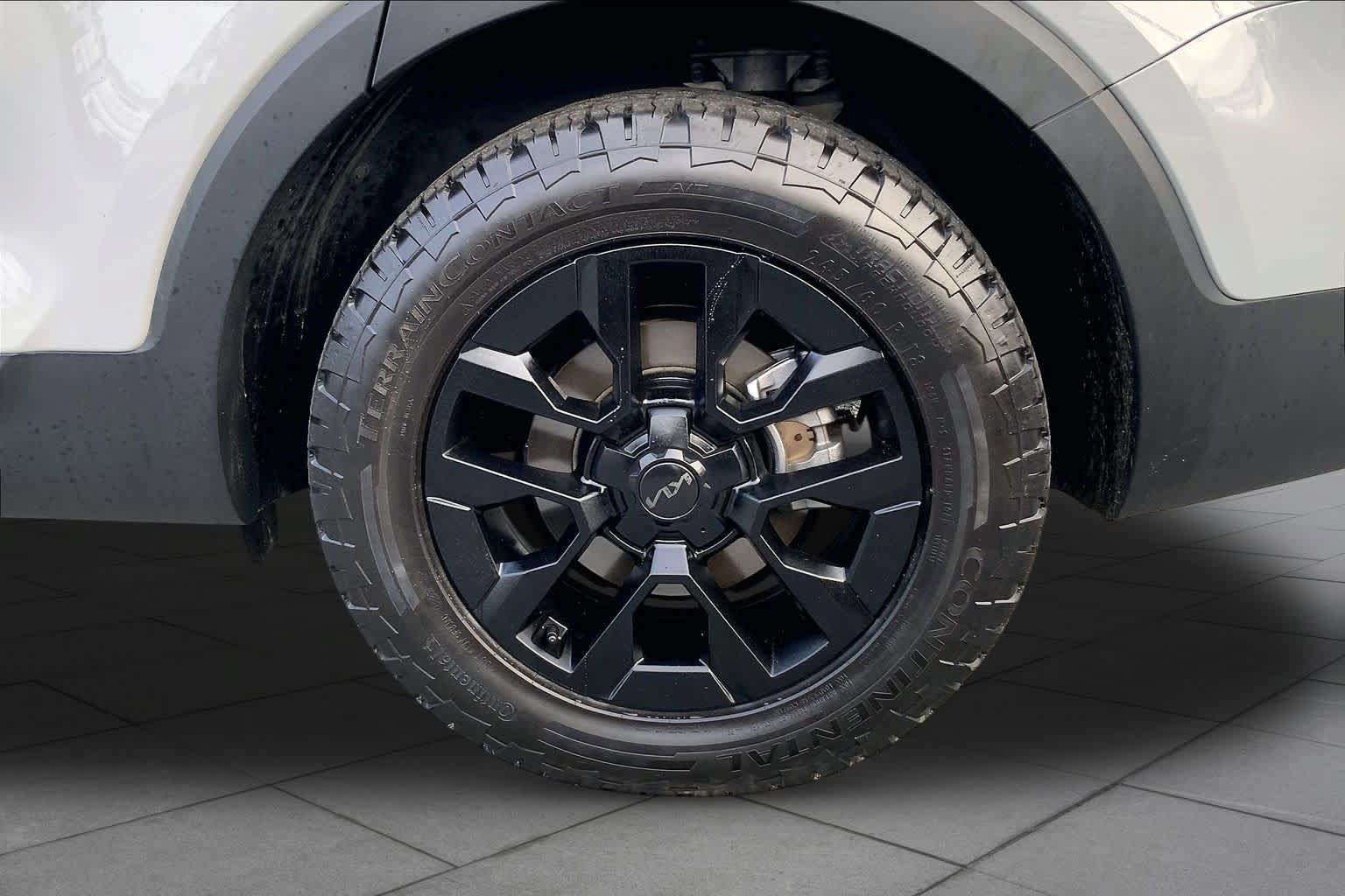 Used 2025 Kia Telluride SX Prestige X-Pro AWD/4WD image 11