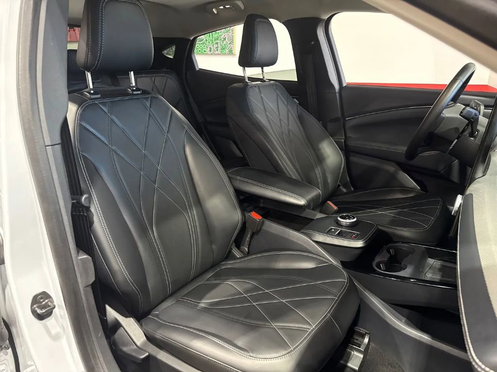 Used 2022 Ford Mustang Mach-E Select AWD/4WD image 19