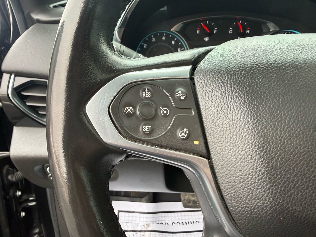 Used 2022 Chevrolet Traverse RS image 21