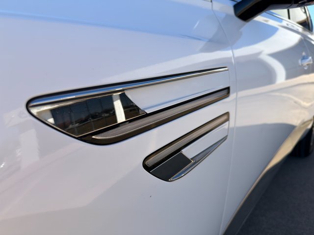 Used 2024 Genesis GV80 2.5T image 9