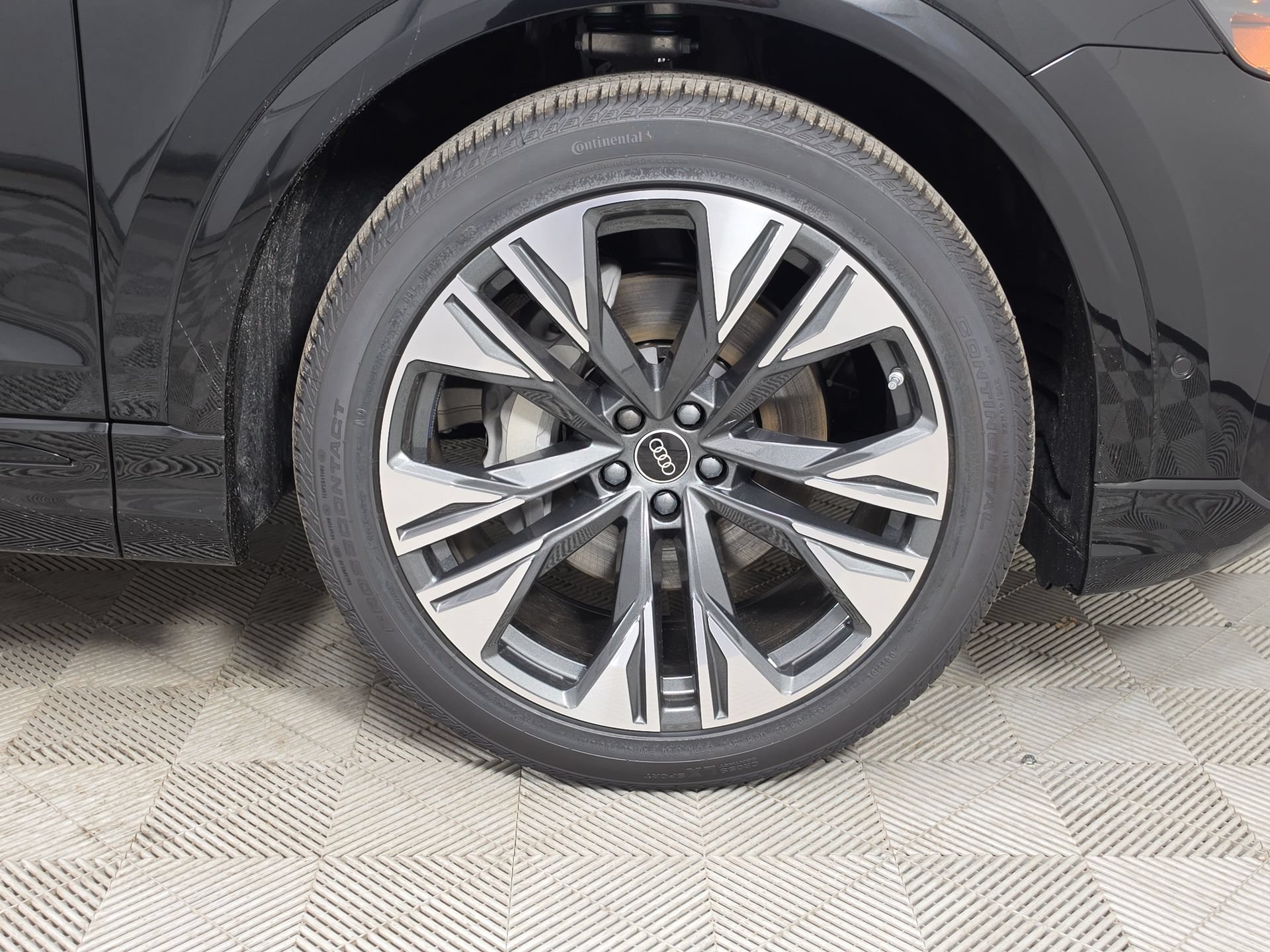 New 2026 Audi Q8 Premium Plus AWD/4WD image 10