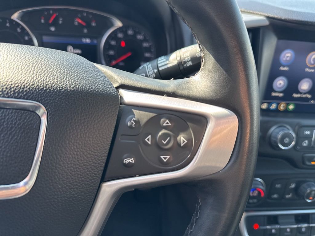 Used 2024 GMC Terrain SLT image 21