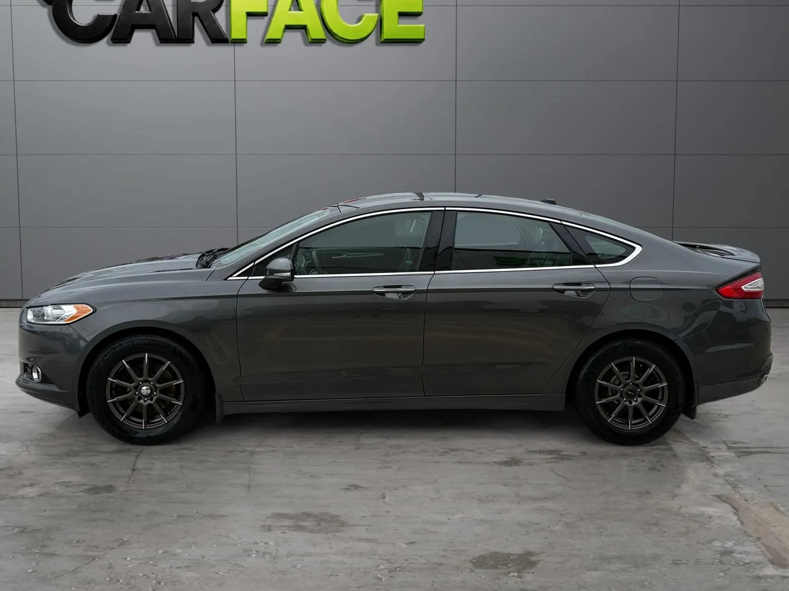 Used 2016 Ford Fusion Titanium AWD/4WD image 7