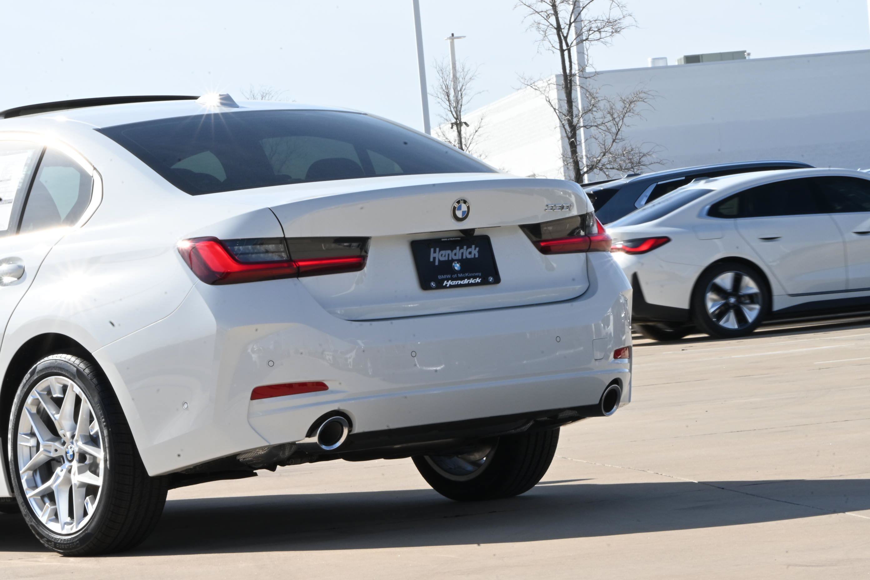 Used 2026 BMW 330i Sedan w/ Convenience Package RWD image 6