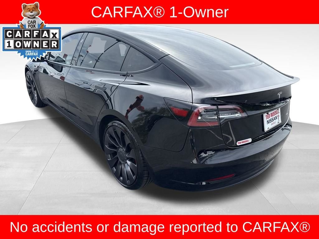 Used 2022 Tesla Model 3 Performance image 3