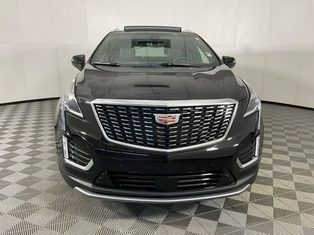 Used 2025 Cadillac XT5 Premium Luxury w/ Technology Package image 2