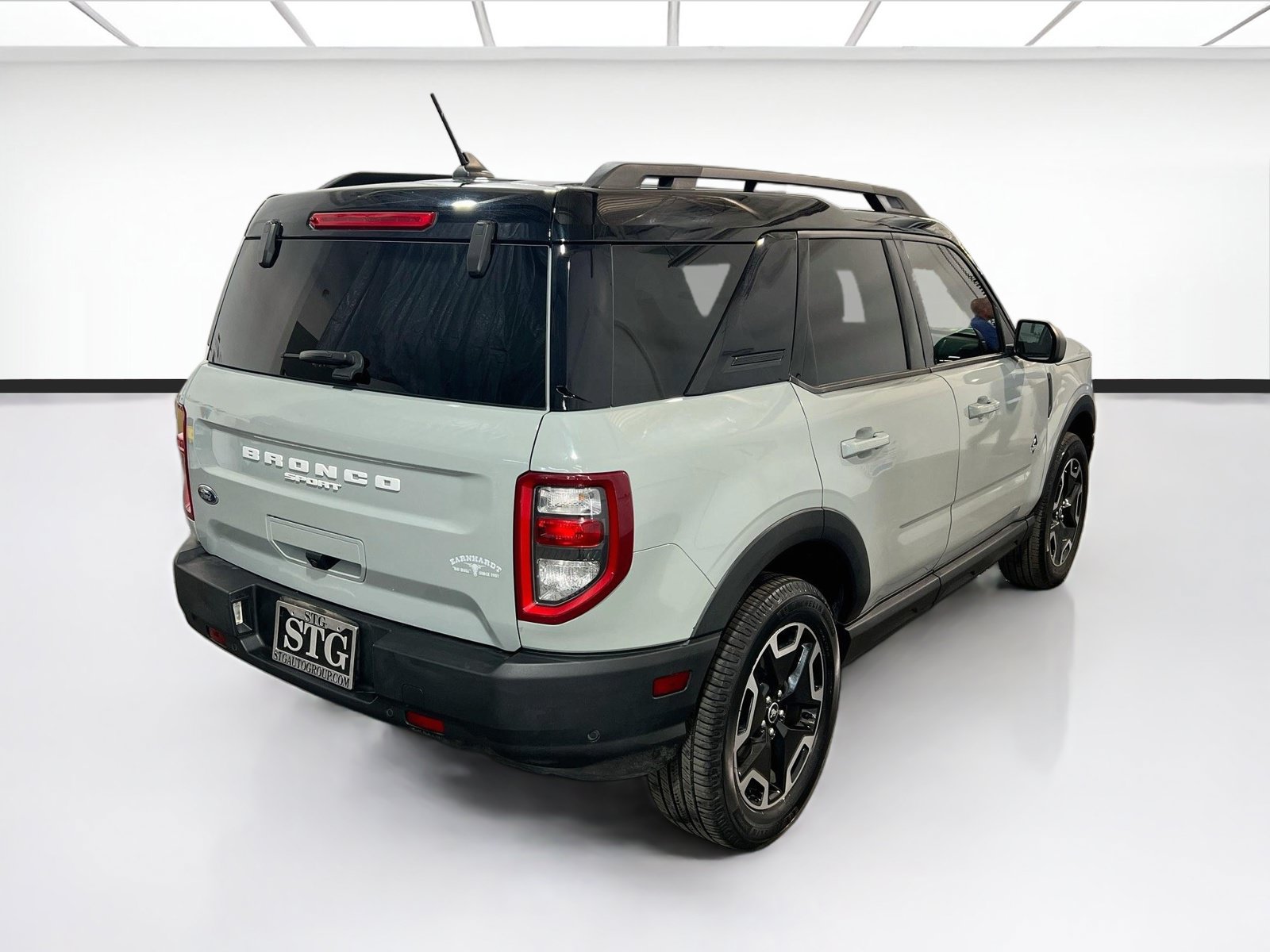 Used 2023 Ford Bronco Sport Outer Banks w/ Tech Package AWD/4WD image 4