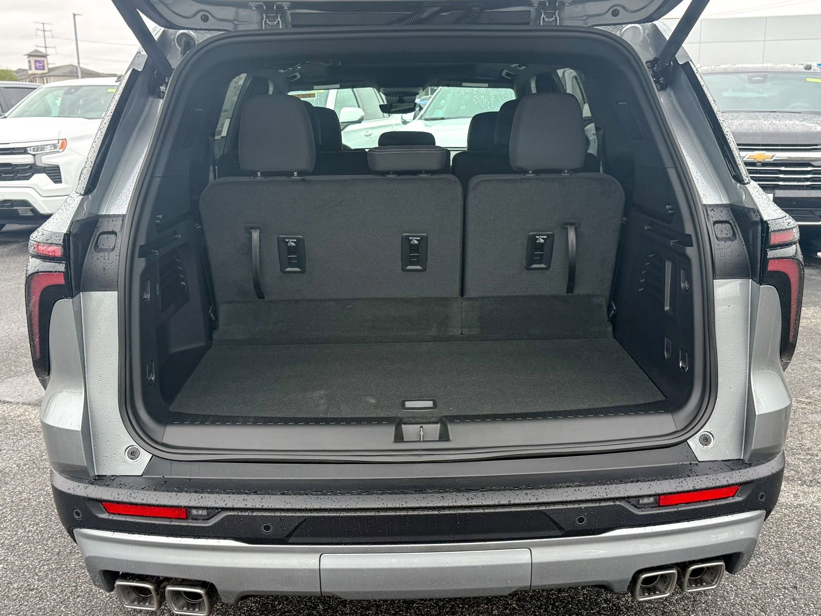 New 2026 Chevrolet Traverse LT AWD/4WD image 12