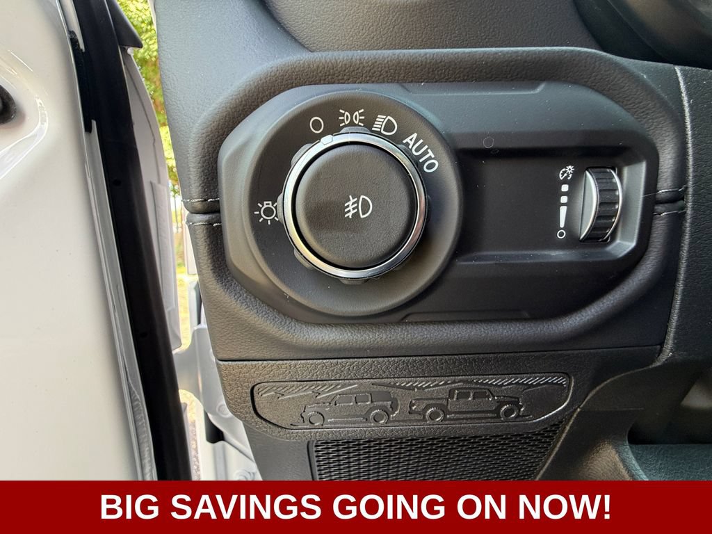 New 2026 Jeep Wrangler Unlimited Sahara AWD/4WD image 18