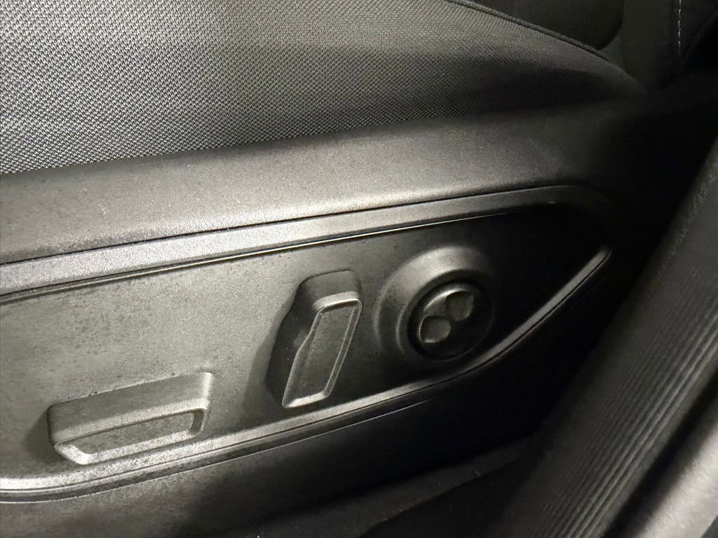 Certified 2024 Jeep Grand Cherokee Laredo image 20