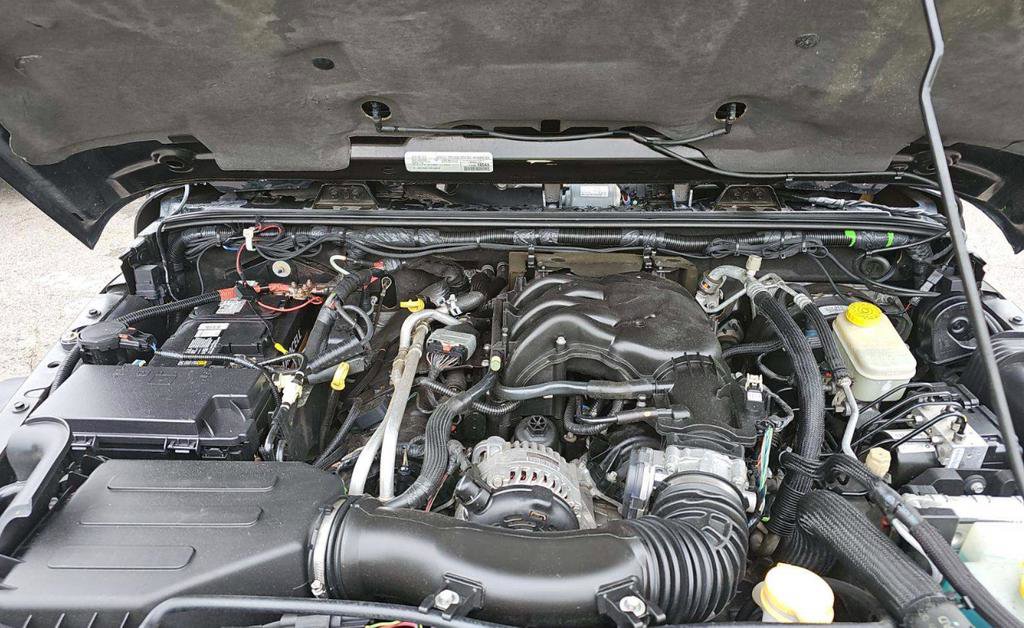 Used 2016 Jeep Wrangler Rubicon w/ Power Convenience Group AWD/4WD image 18