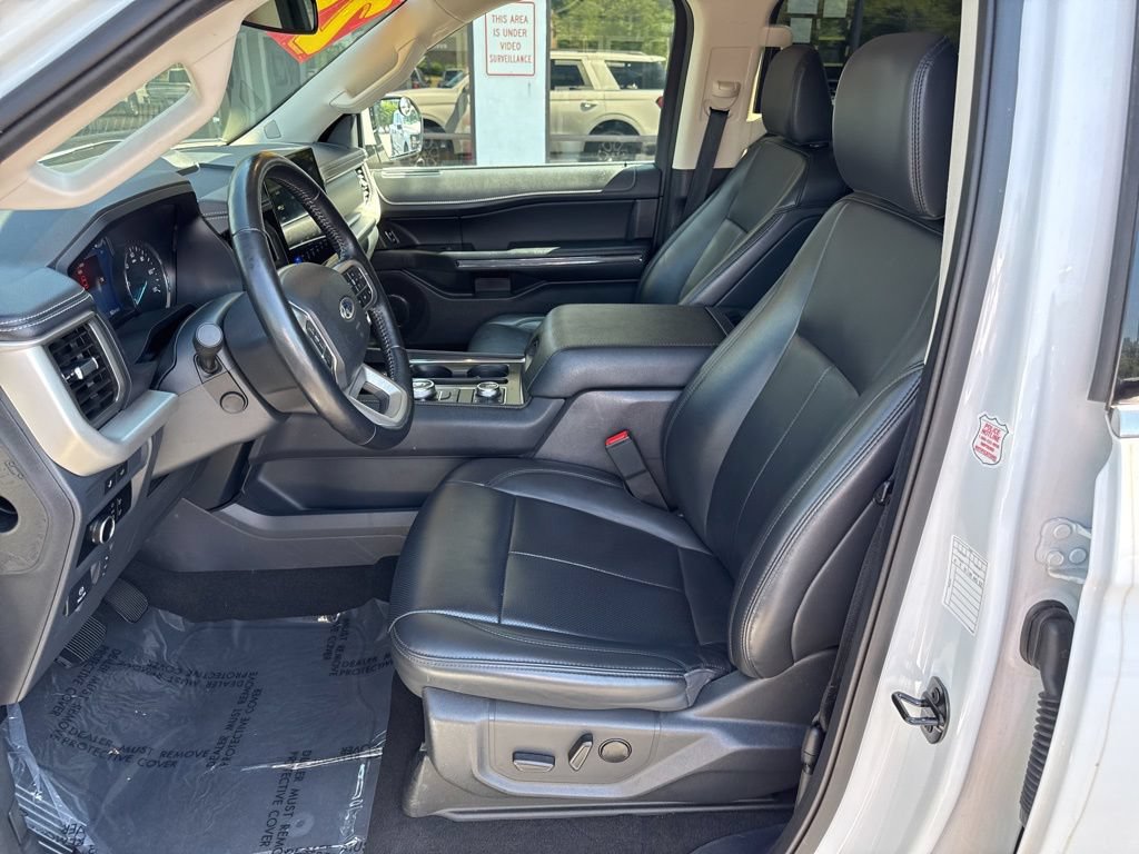 Used 2024 Ford Expedition XLT AWD/4WD image 22