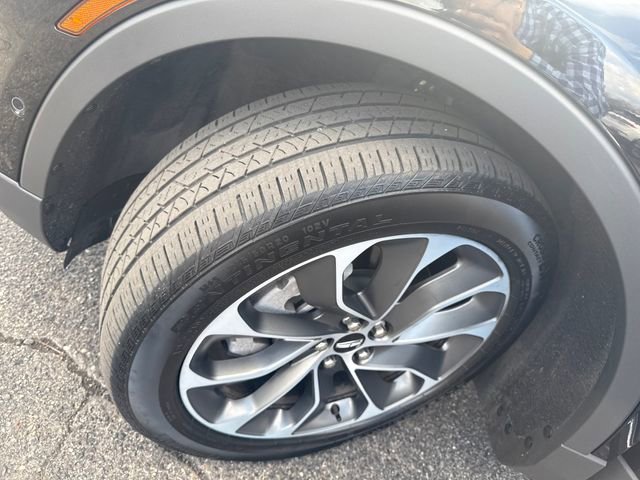 Certified 2023 Lincoln Nautilus Reserve w/ Equipment Group 201A image 36