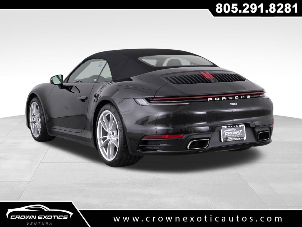 Used 2024 Porsche 911 Carrera RWD image 13