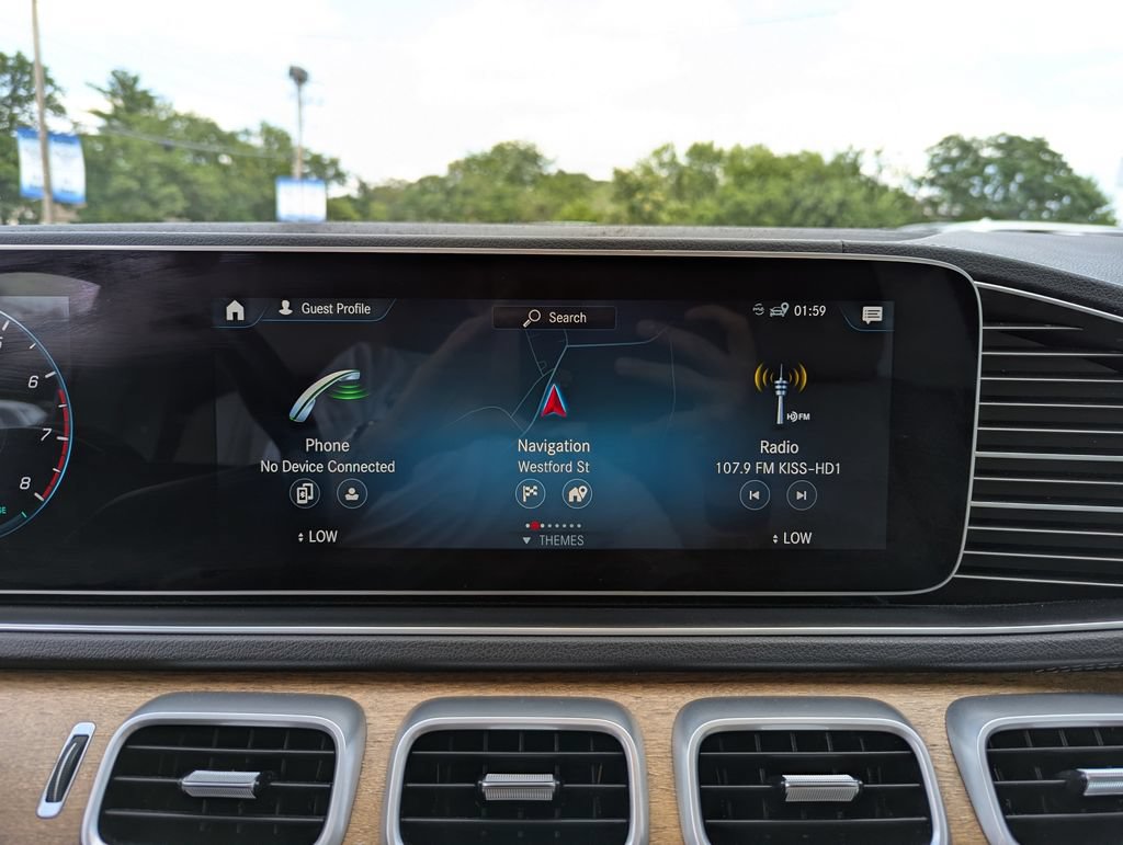 Used 2021 Mercedes-Benz GLS 450 4MATIC image 23