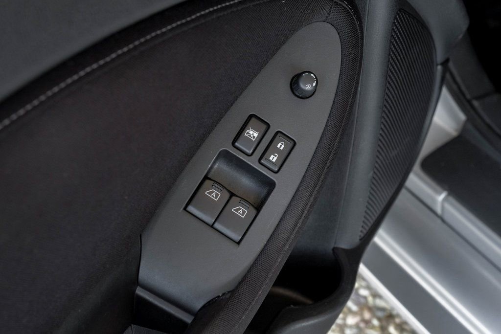 Used 2020 Nissan 370Z Coupe image 34