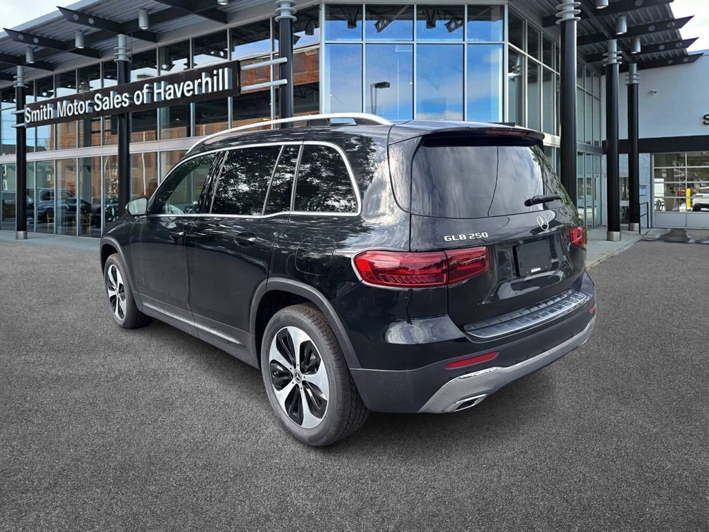 New 2026 Mercedes-Benz GLB 250 4MATIC image 5