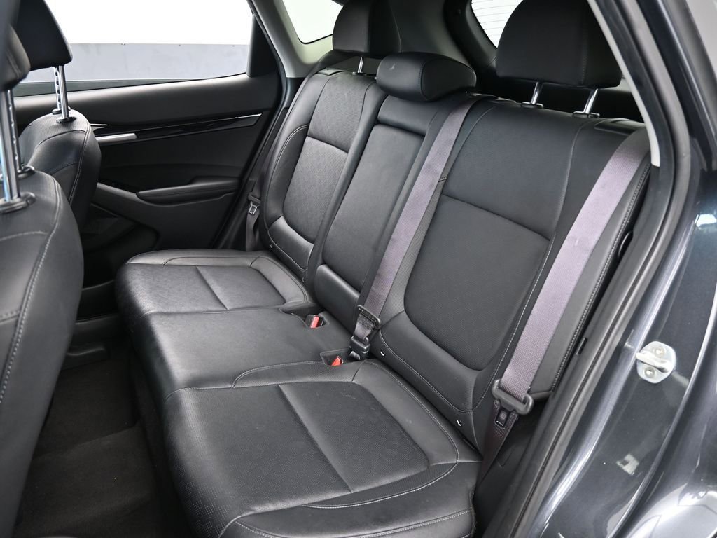 Used 2022 Kia Seltos EX image 39