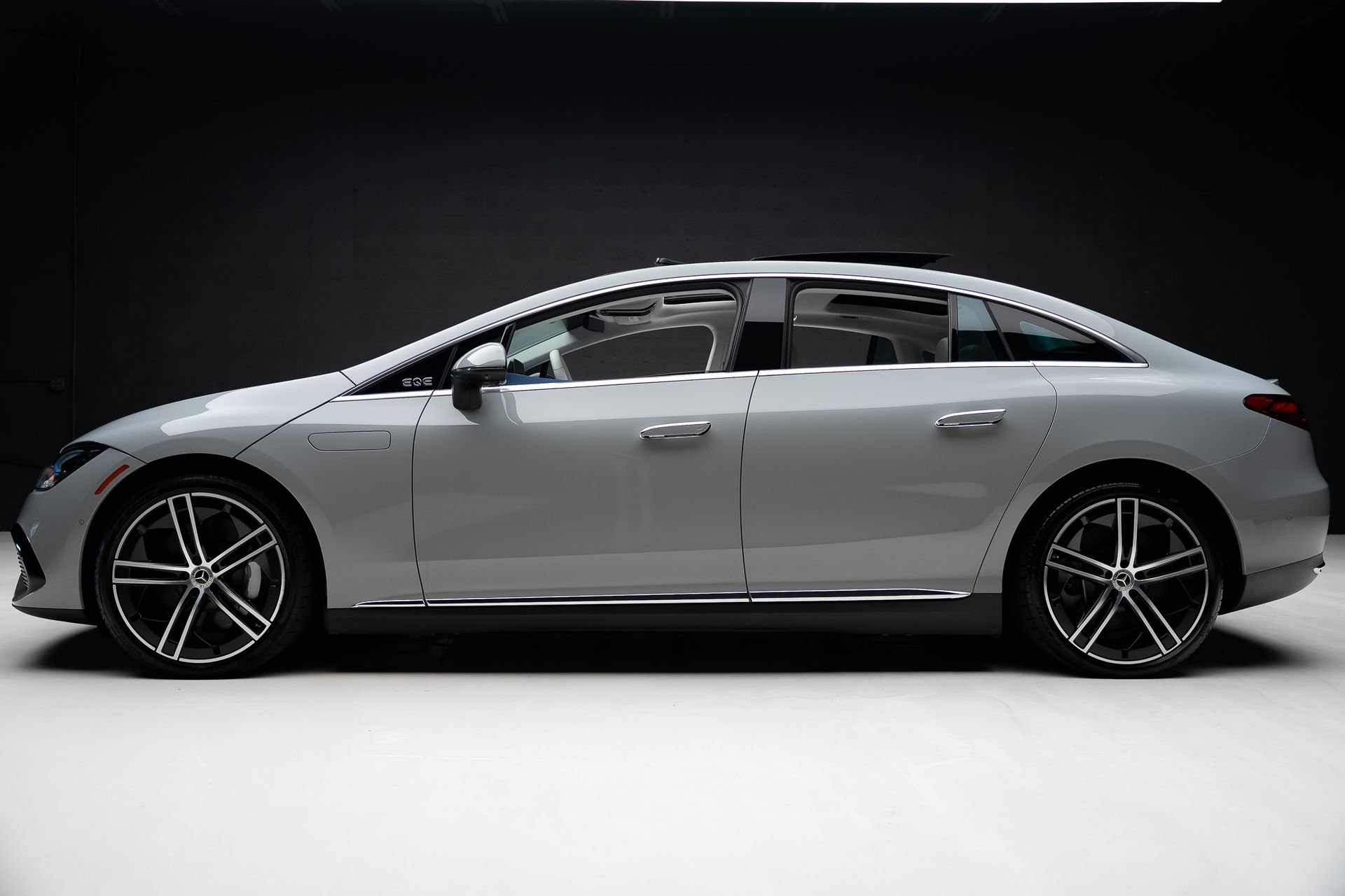 Used 2024 Mercedes-Benz EQE 350+ Sedan image 18