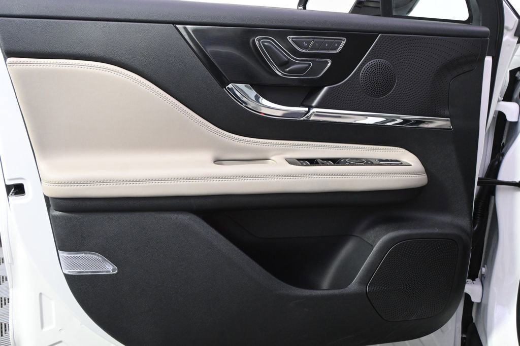 New 2026 Lincoln Corsair Reserve AWD/4WD image 20