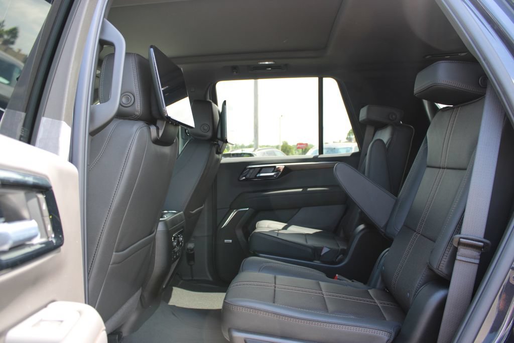 New 2026 Chevrolet Tahoe High Country AWD/4WD image 28