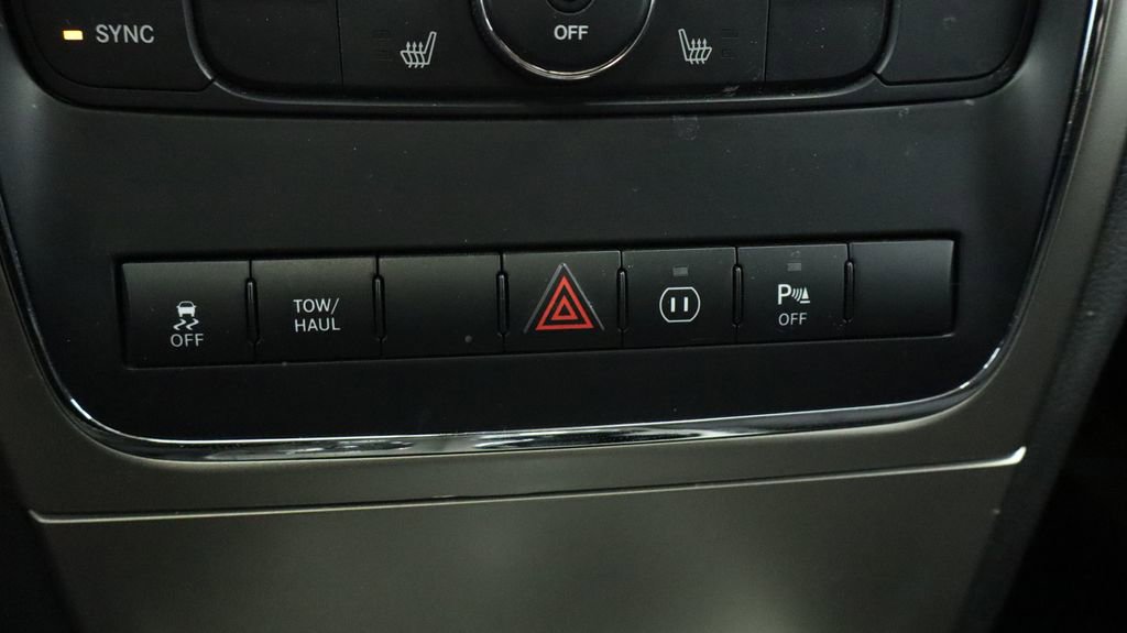 Used 2012 Jeep Grand Cherokee Laredo image 36