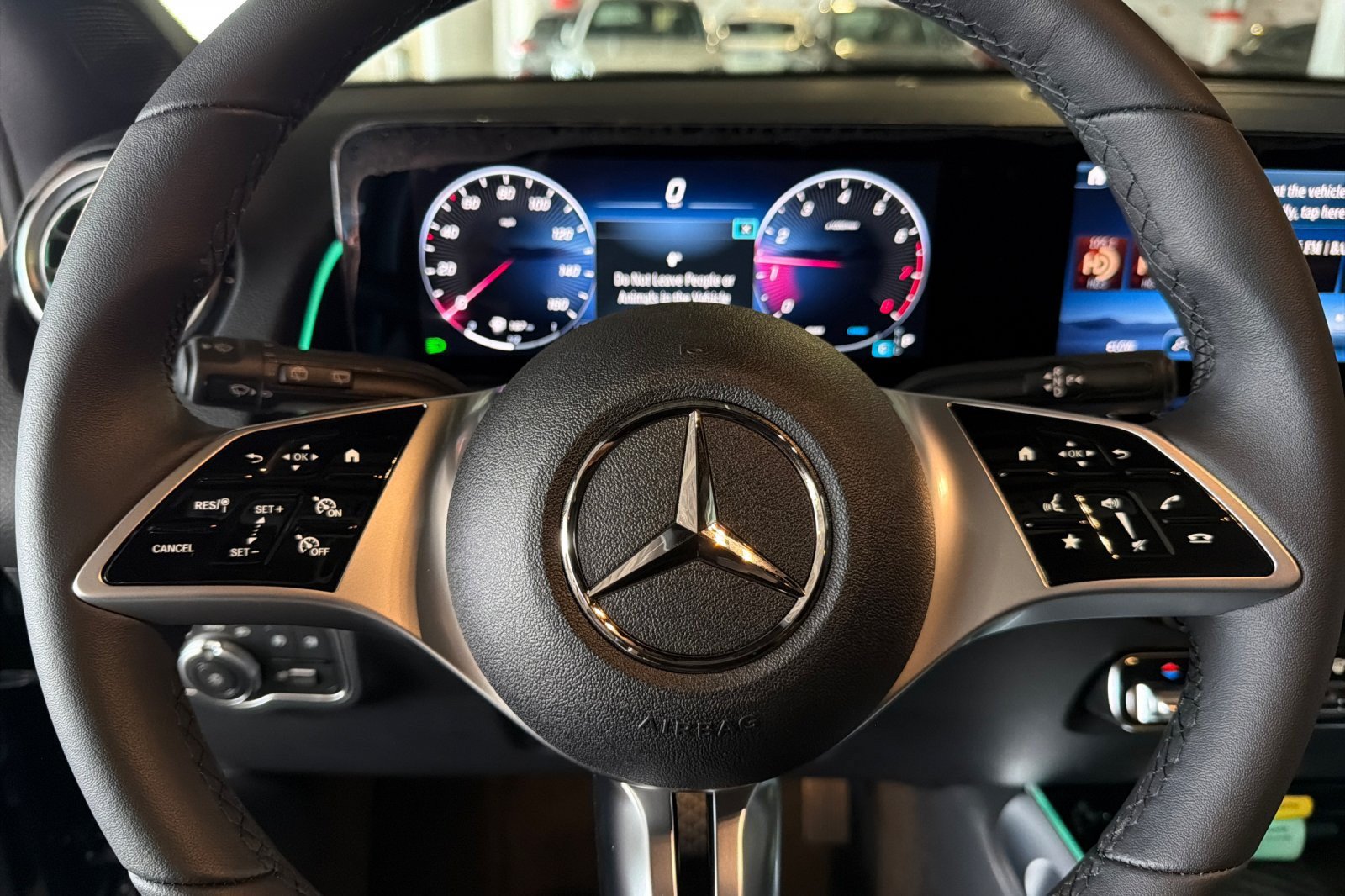 New 2026 Mercedes-Benz GLB 250 image 21