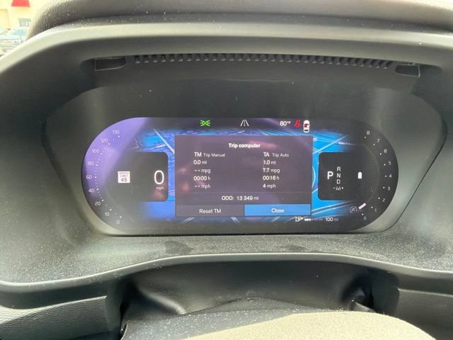 Used 2024 Volvo XC40 B5 Core AWD/4WD image 10