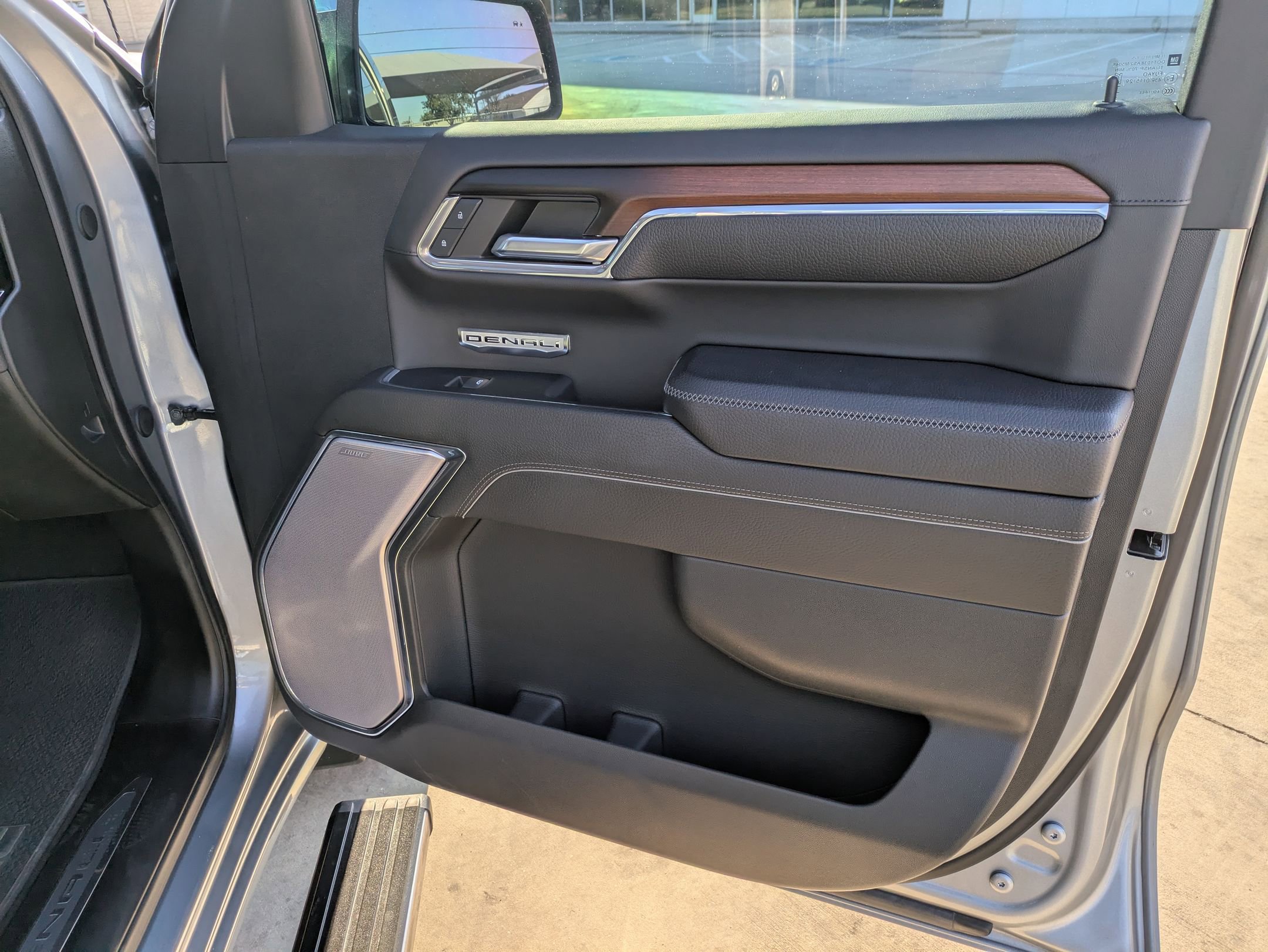 Certified 2024 GMC Sierra 1500 Denali image 31