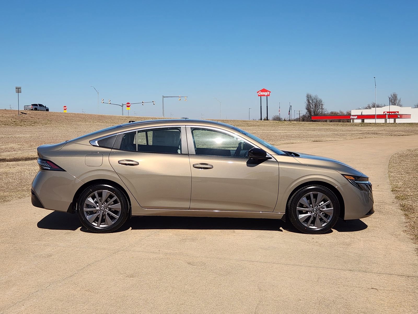 New 2026 Nissan Sentra SL w/ Floor Mat Package FWD image 7