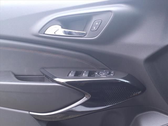 New 2025 Chevrolet Trax RS w/ Driver Confidence Package image 15