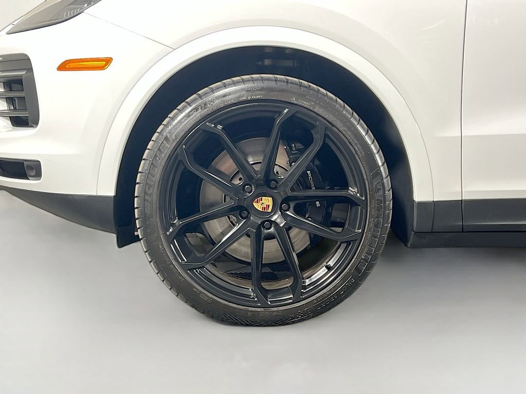 Used 2023 Porsche Cayenne S AWD/4WD image 33