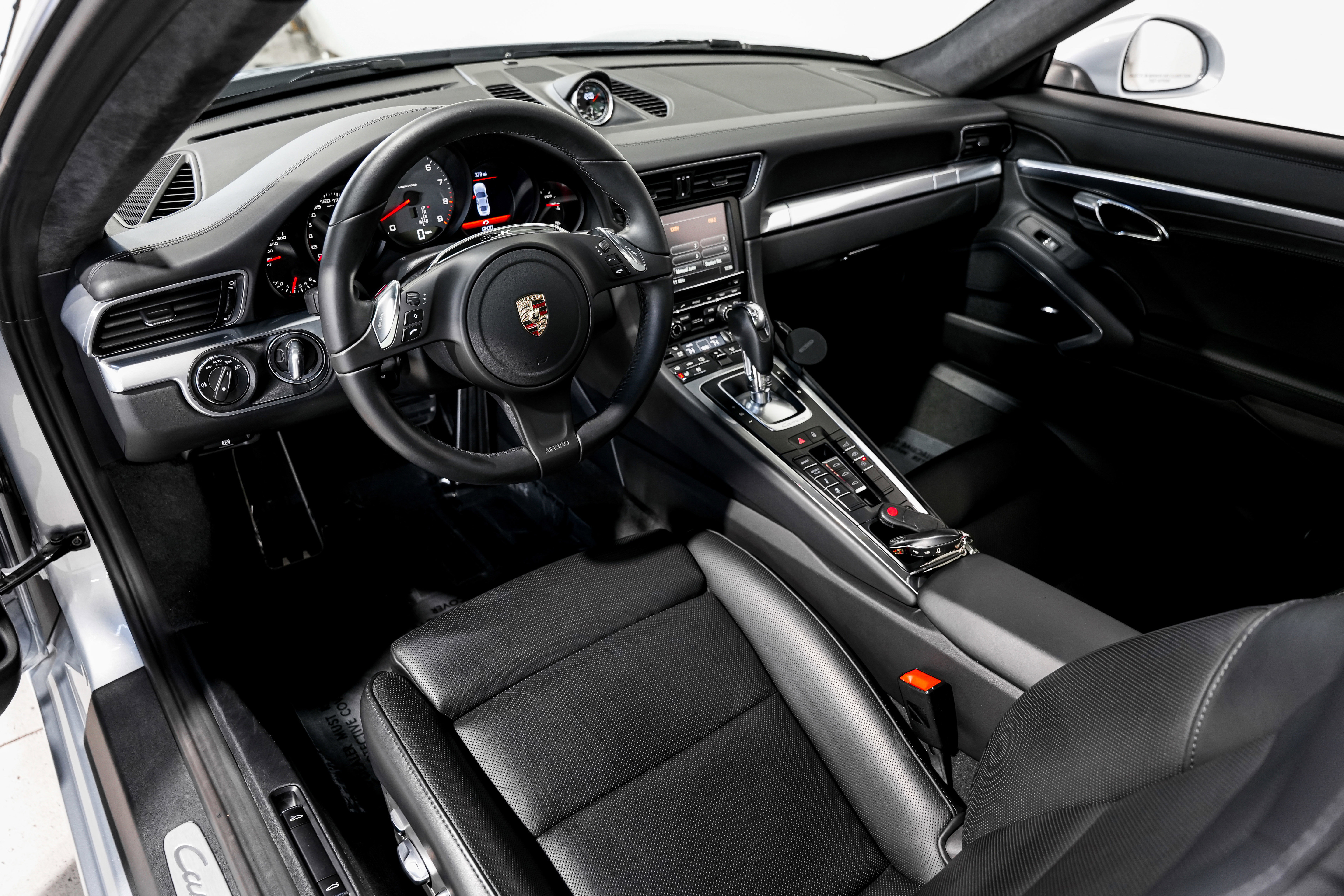 Used 2014 Porsche 911 Carrera S RWD image 9