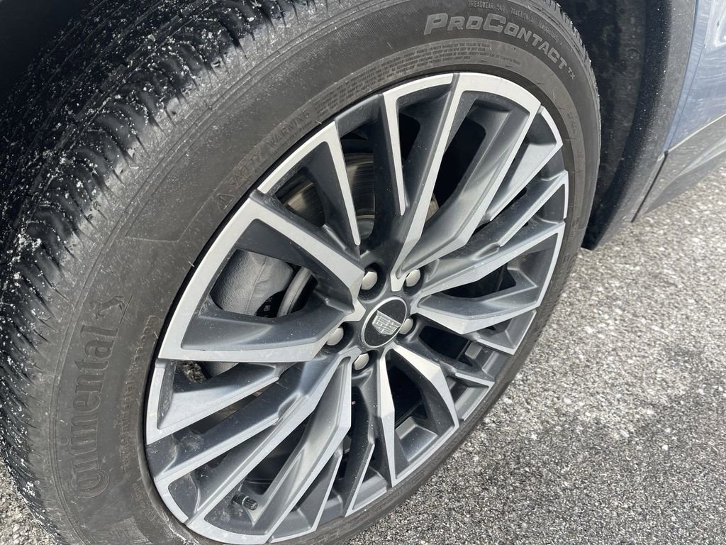 Certified 2024 Cadillac XT4 Sport w/ Cold Weather Package image 2
