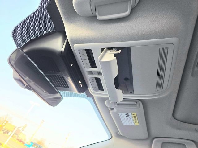 Used 2025 MAZDA MAZDA3 s image 29