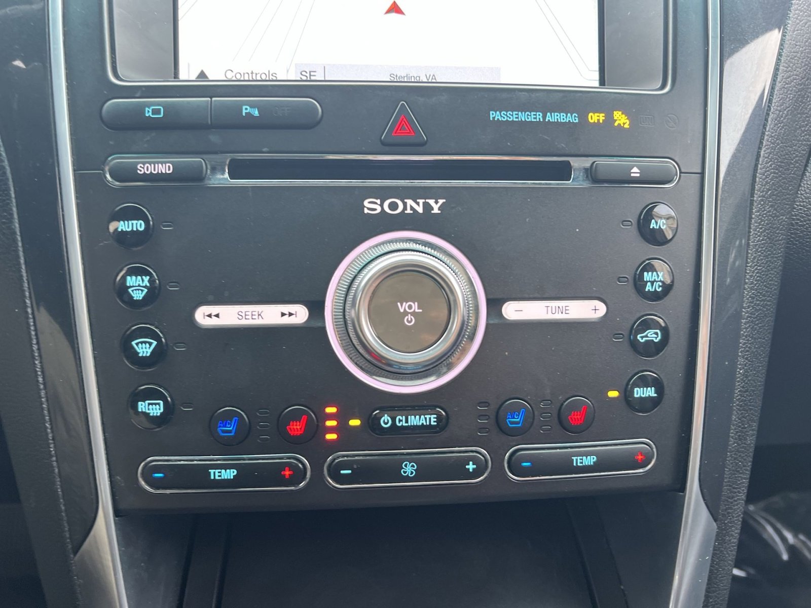 Used 2017 Ford Explorer Sport w/ Equipment Group 401A image 21