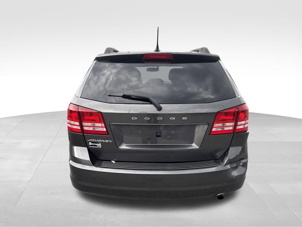 Used 2017 Dodge Journey SE w/ Flexible Seating Group FWD image 4