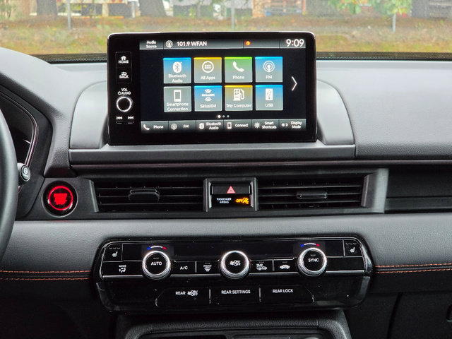Certified 2025 Honda Pilot TrailSport image 29