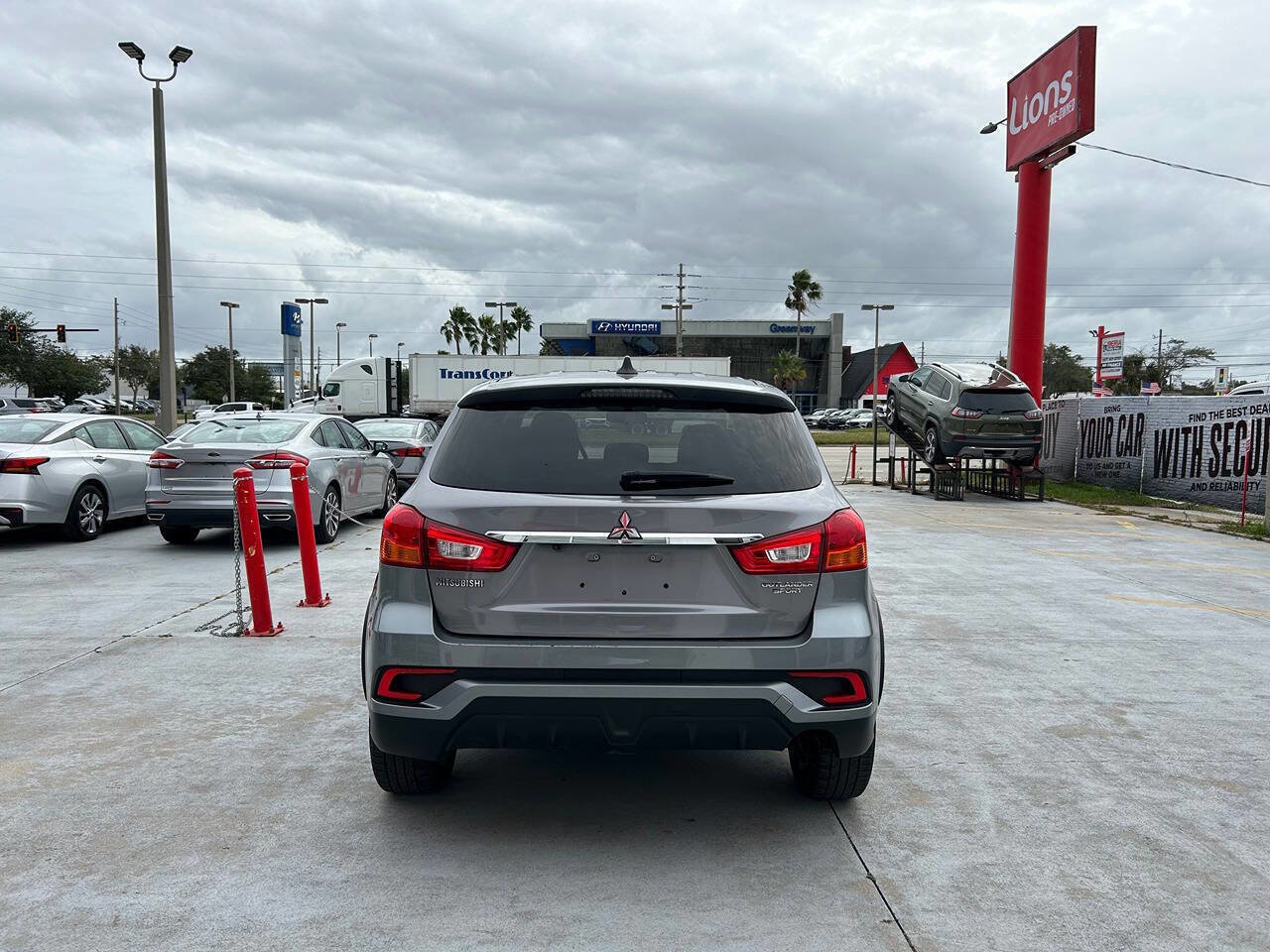 Used 2019 Mitsubishi Outlander Sport ES FWD image 5
